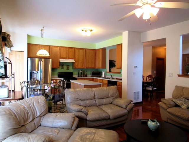 6924 Creekside Dr, Plainfield, IL 60586 photo 9