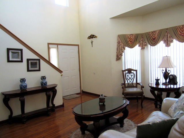 6924 Creekside Dr, Plainfield, IL 60586 photo 3