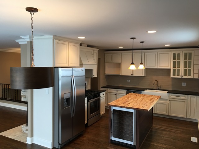 1361 Hassell Dr, Hoffman Estates, IL 60169 photo 8