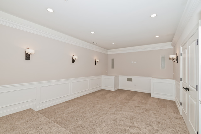 820 E Chicago Ave, Naperville, IL 60540 photo 23