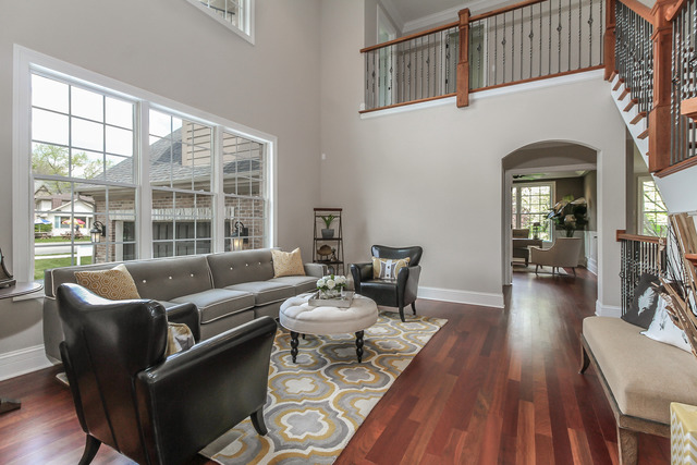 820 E Chicago Ave, Naperville, IL 60540 photo 5