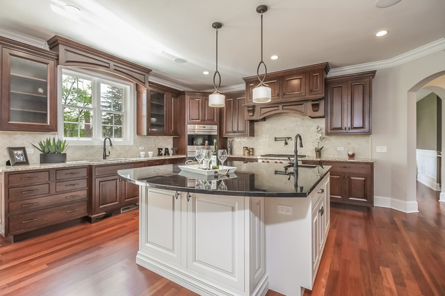 820 E Chicago Ave, Naperville, IL 60540 photo 11
