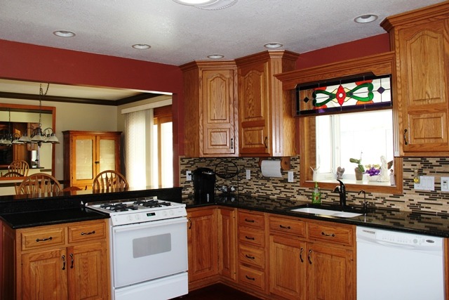 2098 W Budd Blvd, Kankakee, IL 60901 photo 6