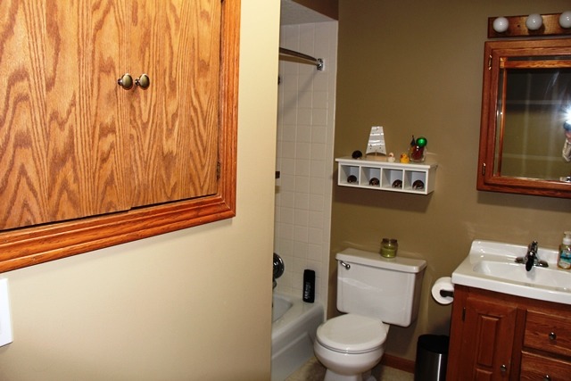 2098 W Budd Blvd, Kankakee, IL 60901 photo 16