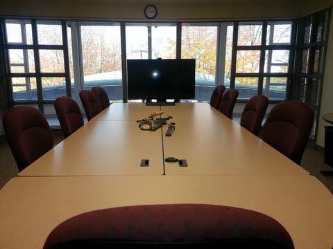 411 W River Rd, Elgin, IL 60123 photo 18