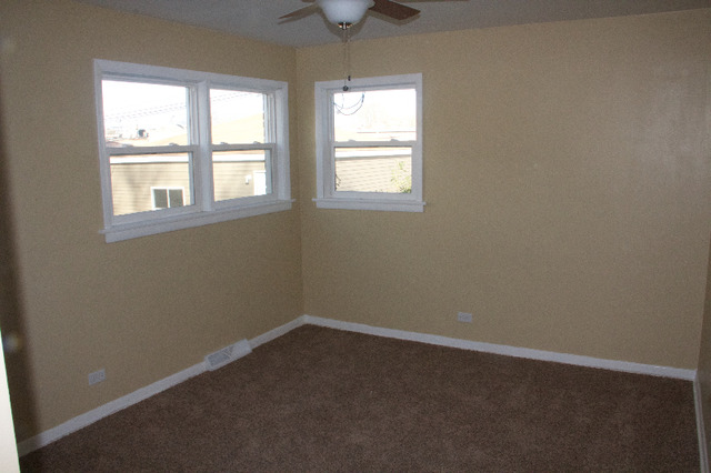 1708 E 87 Pl, Chicago, IL 60617 photo 6