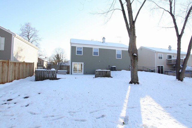 247 Lincoln Dr, Bartlett, IL 60103 photo 15
