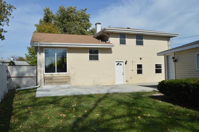 427 W Circle Dr, Addison, IL 60101 photo 20