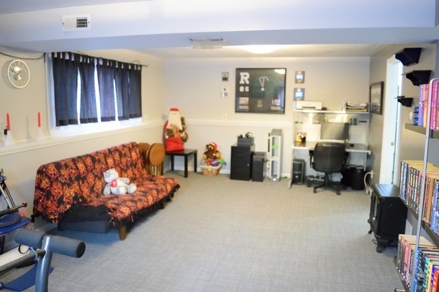 568 Durham Ct, Hoffman Estates, IL 60169 photo 8