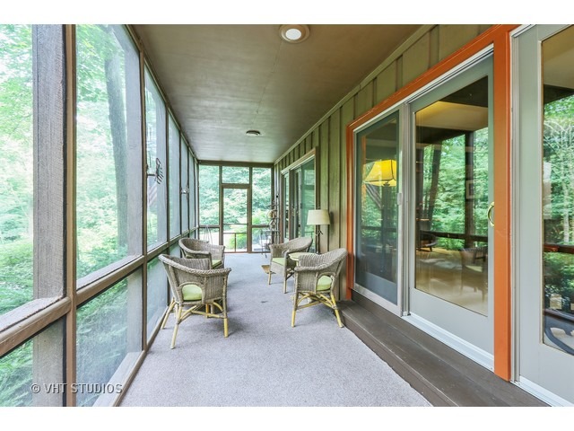 111 River Dr, Cary, IL 60013 photo 13