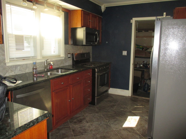 919 W Chicago St, Elgin, IL 60123 photo 11