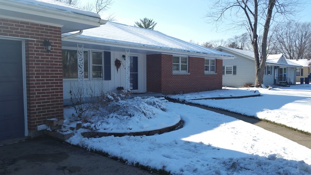 2124 Prairie St, Aurora, IL 60506 photo 2