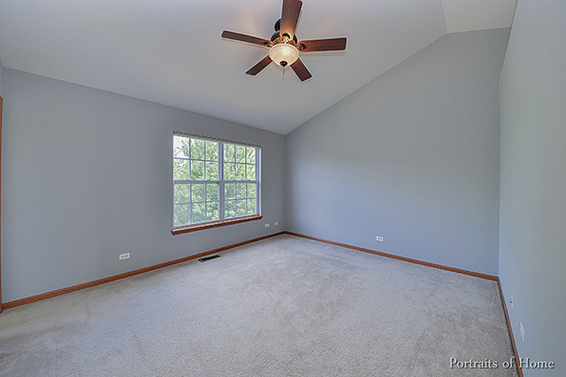638 Declaration Ln, Aurora, IL 60502 photo 10