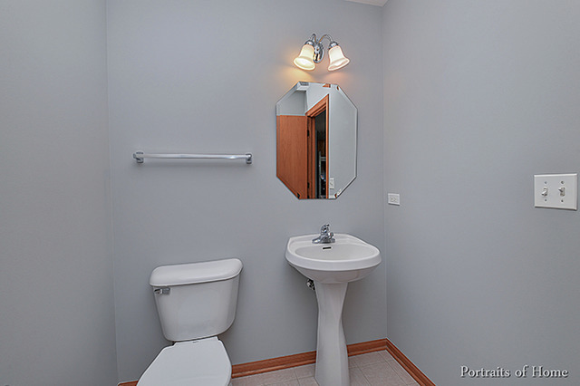 638 Declaration Ln, Aurora, IL 60502 photo 8