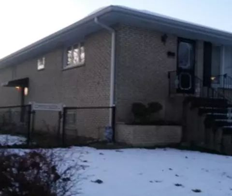 4448 Maple Ave, Brookfield, IL 60513 photo 2