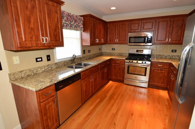 2061 Brookside Ln, Aurora, IL 60502 photo 7