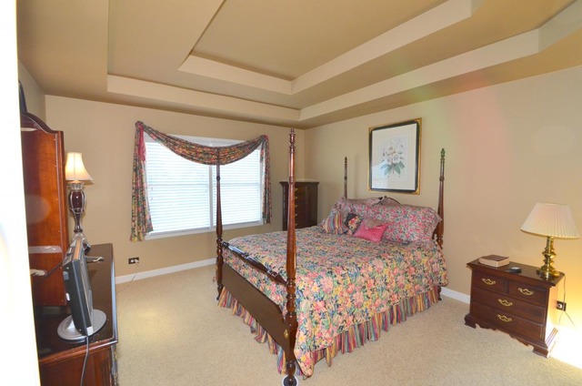2061 Brookside Ln, Aurora, IL 60502 photo 9