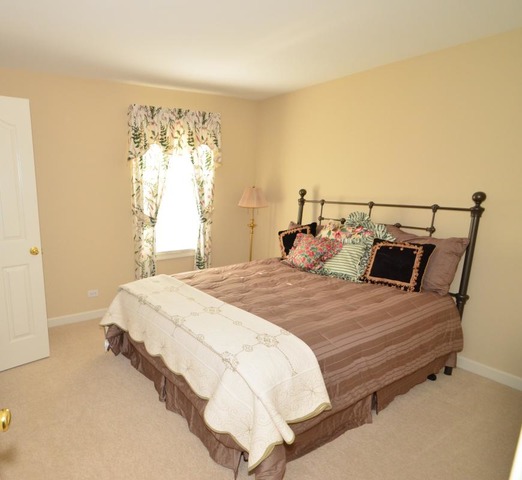 2061 Brookside Ln, Aurora, IL 60502 photo 11