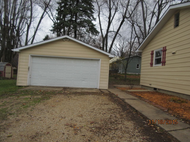 244 N 3rd St, Elburn, IL 60119 photo 2