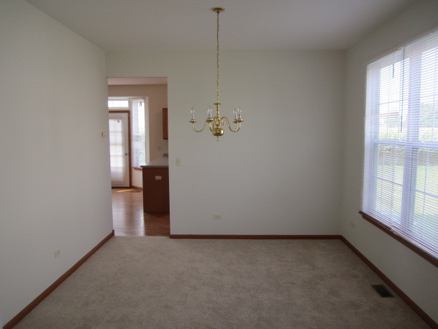 7419 Rosewind Dr, Plainfield, IL 60586 photo 4