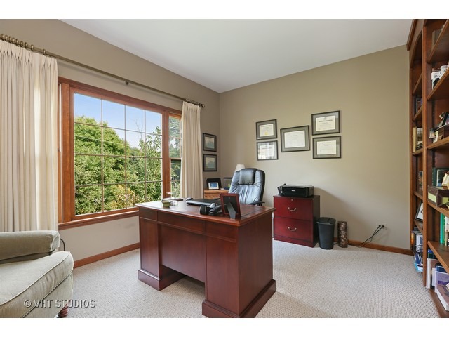 1061 Gallant Ct, Wheaton, IL 60187 photo 12