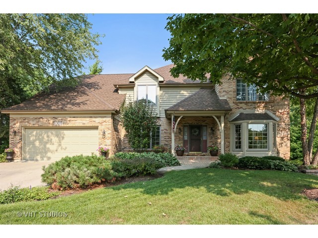 1061 Gallant Ct, Wheaton, IL 60187 photo 1