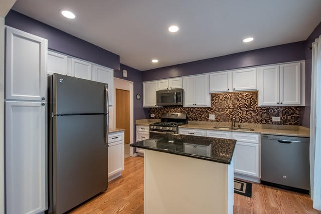 253 Plainview Dr, Bolingbrook, IL 60440 photo 7