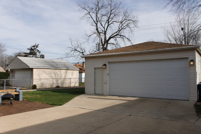 1383 S 6th Ave, Des Plaines, IL 60018 photo 15