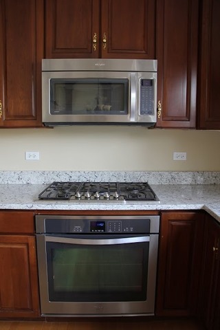1544 Old Forge Rd, Bartlett, IL 60103 photo 12