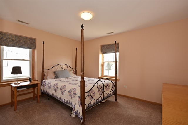 1485 Jasper Dr, Wheaton, IL 60189 photo 13