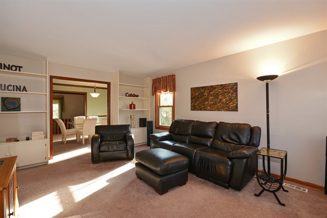 1485 Jasper Dr, Wheaton, IL 60189 photo 6