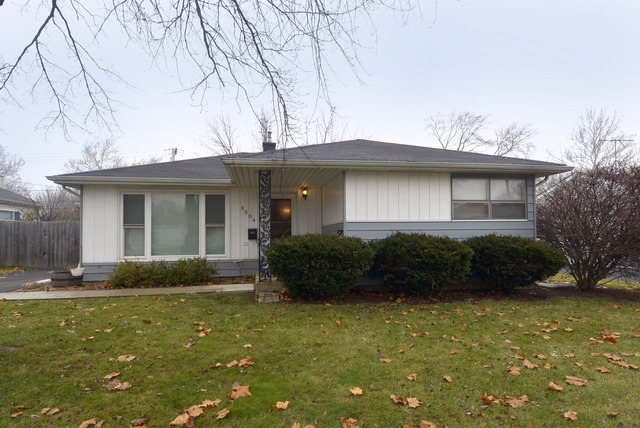 3504 Kingfisher Ln, Rolling Meadows, IL 60008 photo 1