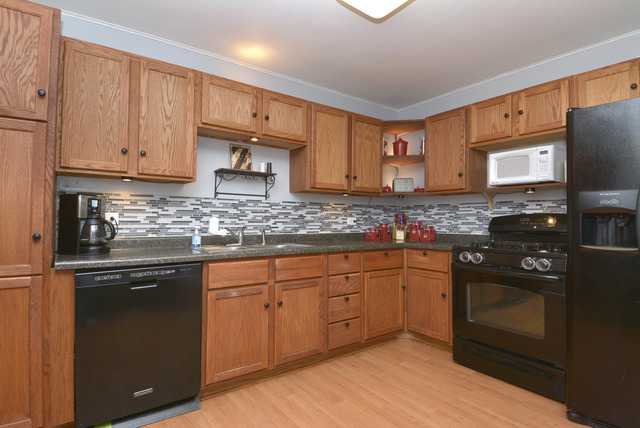 3504 Kingfisher Ln, Rolling Meadows, IL 60008 photo 7