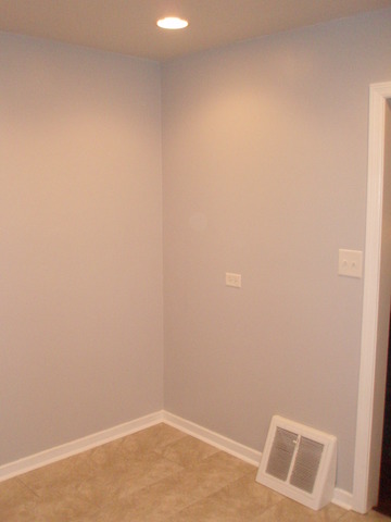 9425 Monroe Ave, Brookfield, IL 60513 photo 7