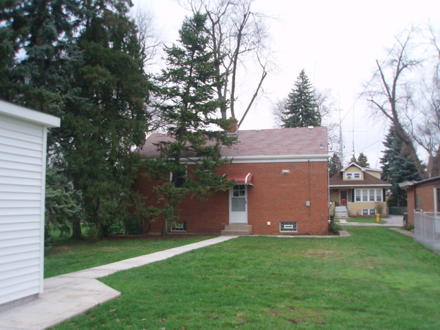 9425 Monroe Ave, Brookfield, IL 60513 photo 22