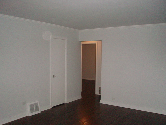 9425 Monroe Ave, Brookfield, IL 60513 photo 5