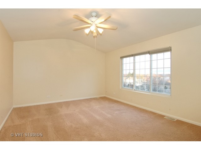 295 Aberdeen Dr, Algonquin, IL 60102 photo 10