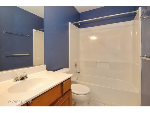 295 Aberdeen Dr, Algonquin, IL 60102 photo 19