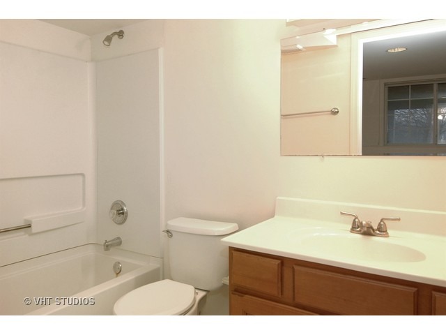 295 Aberdeen Dr, Algonquin, IL 60102 photo 20
