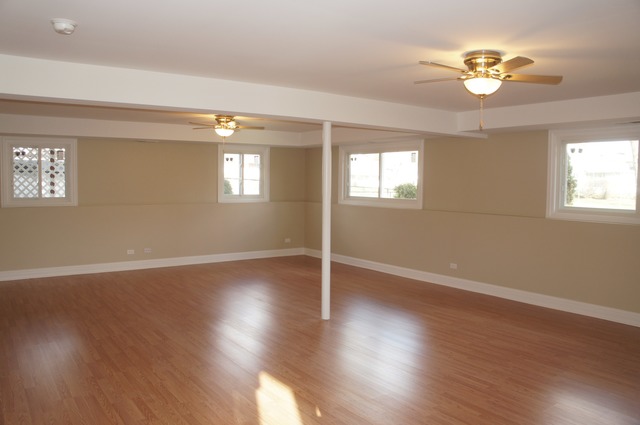4160 Ohare Dr, Hoffman Estates, IL 60192 photo 19