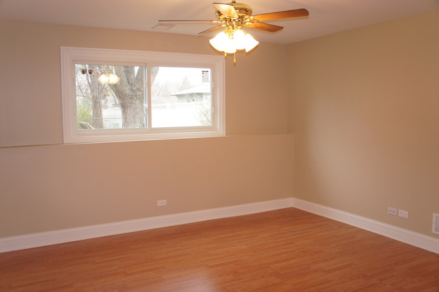 4160 Ohare Dr, Hoffman Estates, IL 60192 photo 22