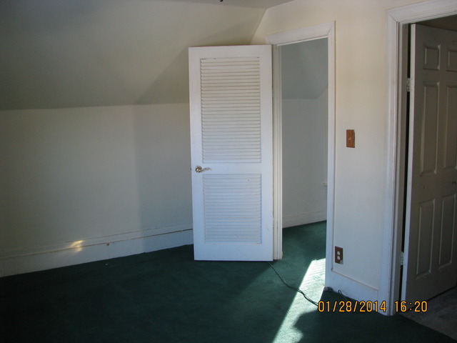 720 Oak Ave, Aurora, IL 60506 photo 9