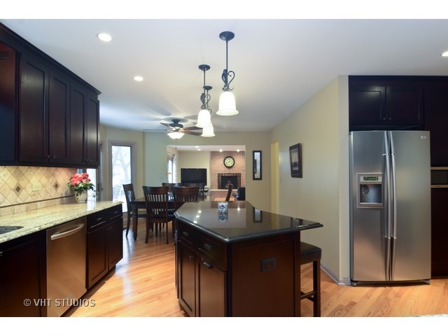 4109 Jody Ct, Rolling Meadows, IL 60008 photo 5
