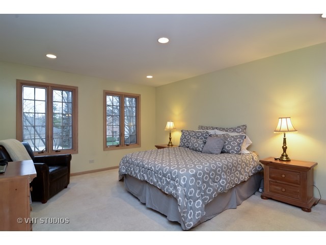 4109 Jody Ct, Rolling Meadows, IL 60008 photo 15