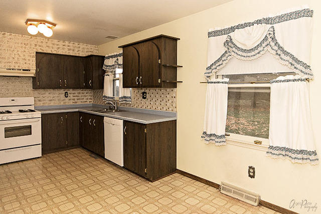 3705 W Young St, Mchenry, IL 60050 photo 3