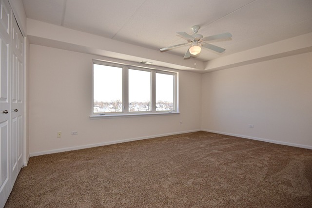 8010 Riverwalk Dr #4F, Lyons, IL 60534 photo 6