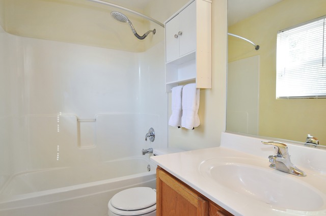 2108 Ashbrook Ct, Plainfield, IL 60586 photo 7