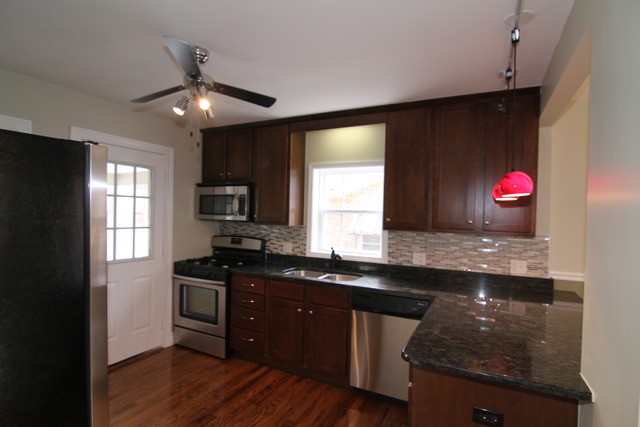 2329 S 15 Th Ave, Broadview, IL 60155 photo 5