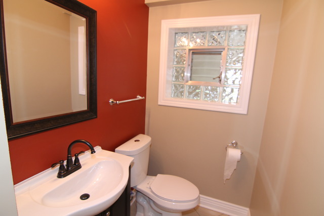 2329 S 15 Th Ave, Broadview, IL 60155 photo 6