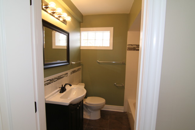 2329 S 15 Th Ave, Broadview, IL 60155 photo 9